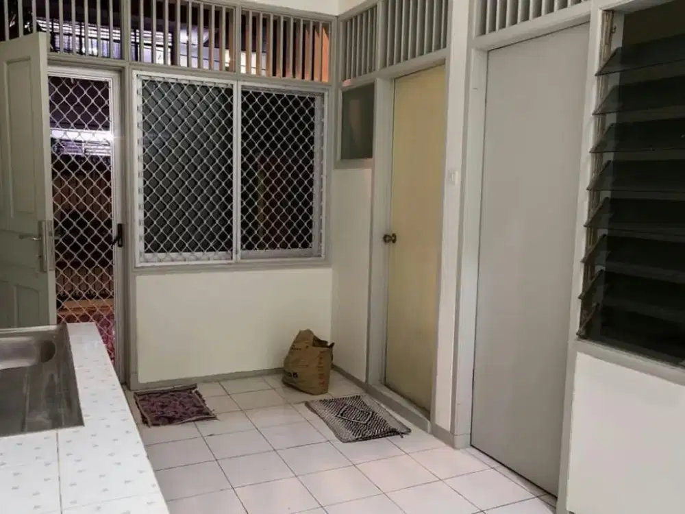 DIJUAL / DISEWAKAN - RUMAH KELAPA GADING PERMAI