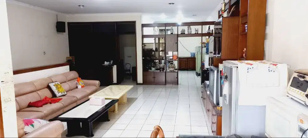 Dijual Ruko 2 Lantai Lokasi Strategis di Sayap Sukajadi Bandung
