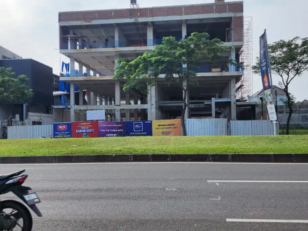 Disewakan Gedung Serba Guna di Lahan Komersil