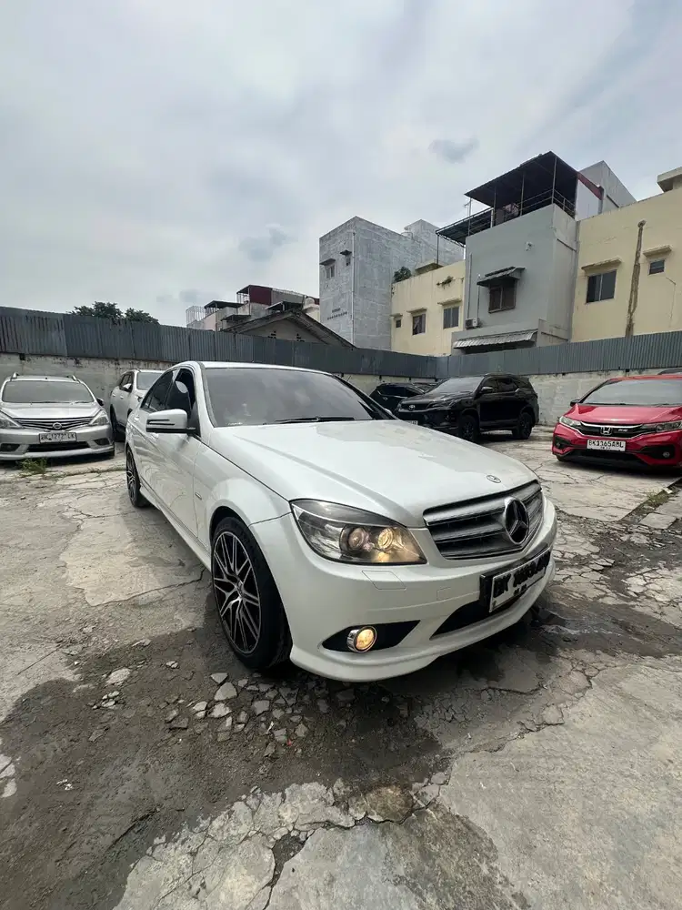 Mercedes Benz C250 Amg CGI Matic 2010 Murah