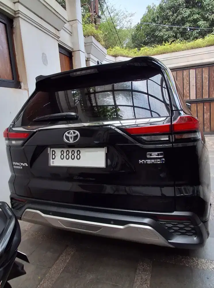MURAH. Toyota Kijang Innova ZENIX Hybrid 2024 q hev 2023 alphard