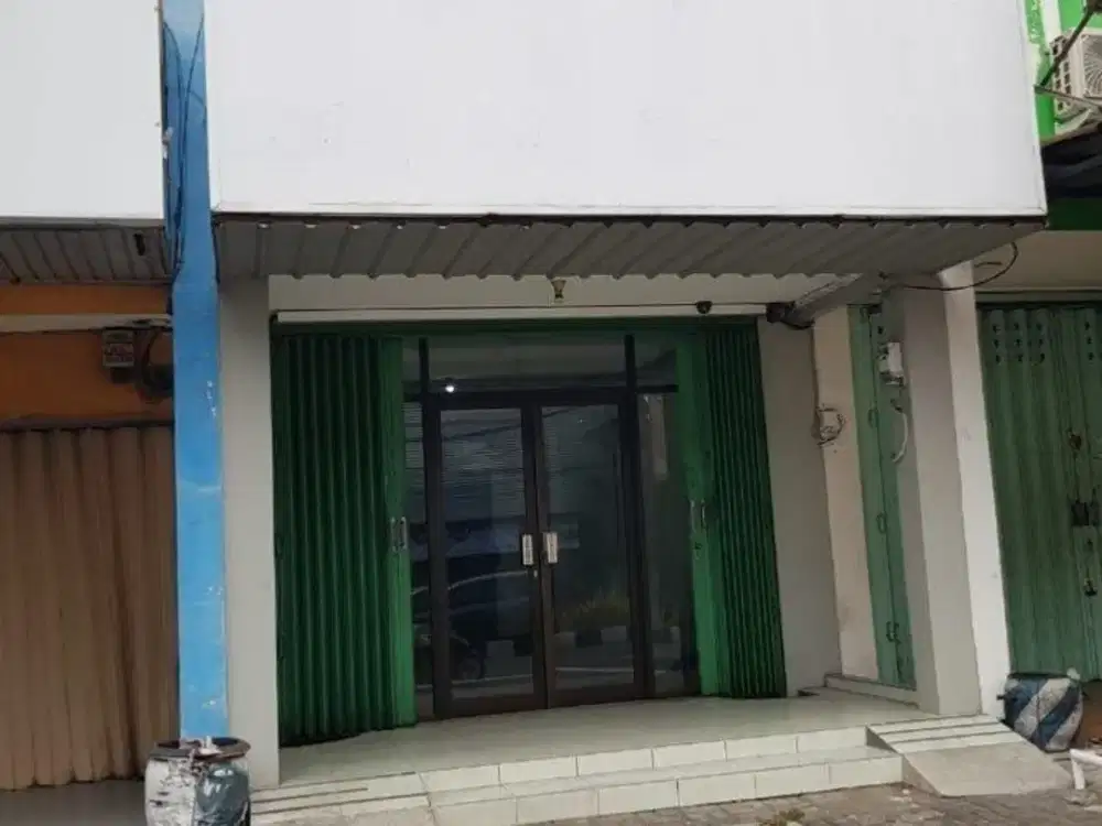 Ruko Jalan Mojopahit Sidoarjo, Hadap : Timur Listrik : 3500 Watt Air Sumur AC : 3