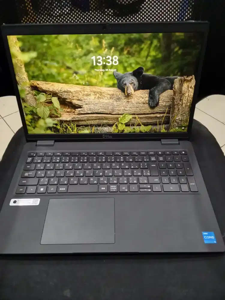 Dell latitude 3520.intel corei3 gen 11,ram 8 gb ssd 256 gb. 15,6 inc