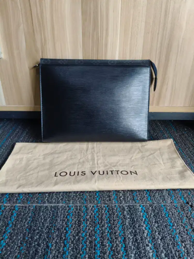 Louis Vuitton Clutch original asli