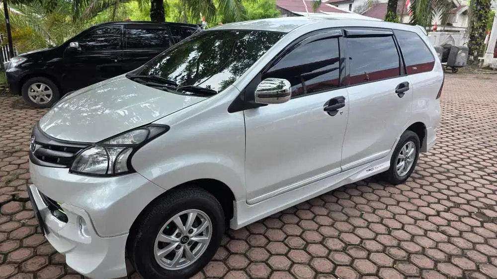 Toyota Avanza G Luxury 2015 Bensin