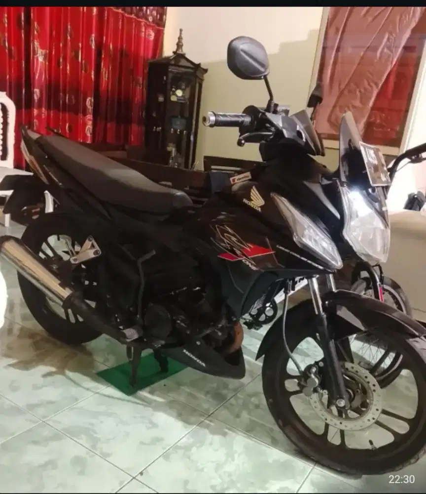 Honda CS 1 Good Condition