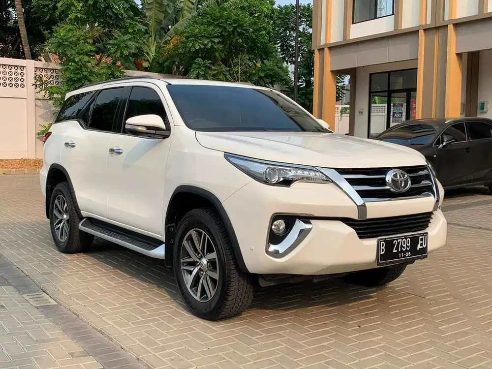 [KM 75rb Barcode Ready] Toyota Fortuner VRZ Diesel Solar AT 2016
