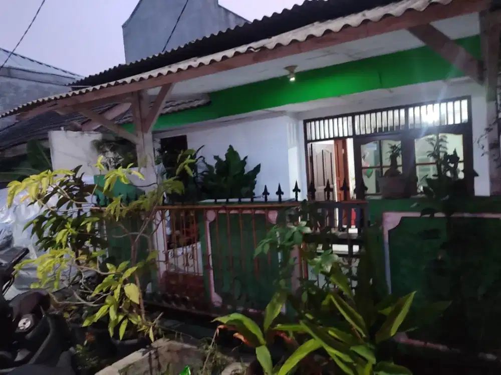DIJUAL Rumah di Samping Jalan Besar di Perumahan Wisma Asri 2, Bekasi Utara