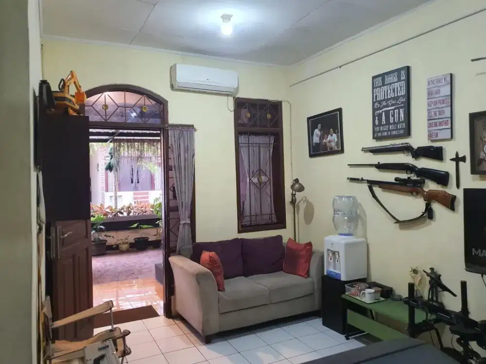 Rumah siap dijual dibawah 1M Graha Raya