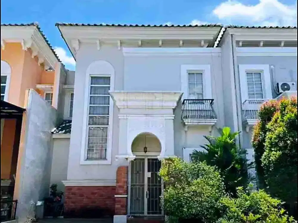 Jual Rumah Cakep Full Furnished Cluster Alicante