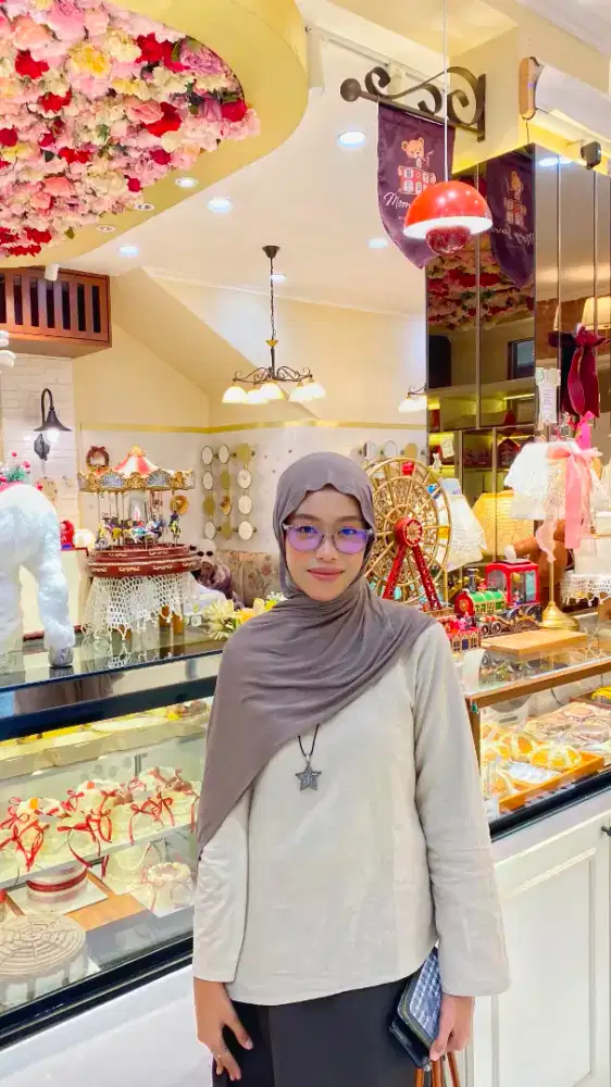 Ayo dong, Info loker nya, apa aja gpp, butuh bngt kerjaan