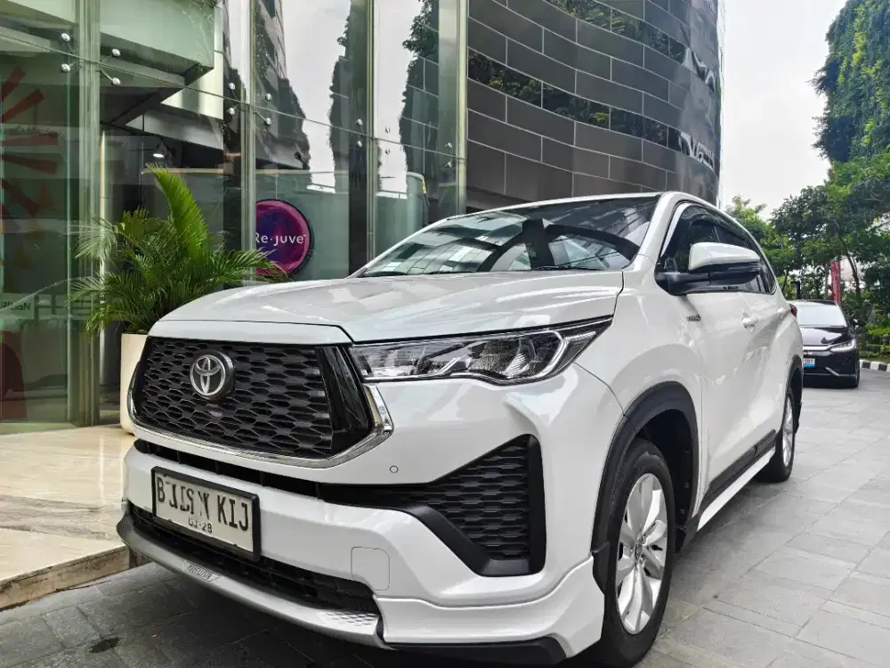 Zenix V Hybrid Modelista 2023