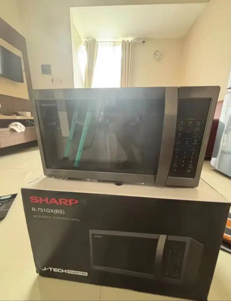Microwave SHARP R-751GX(BS)