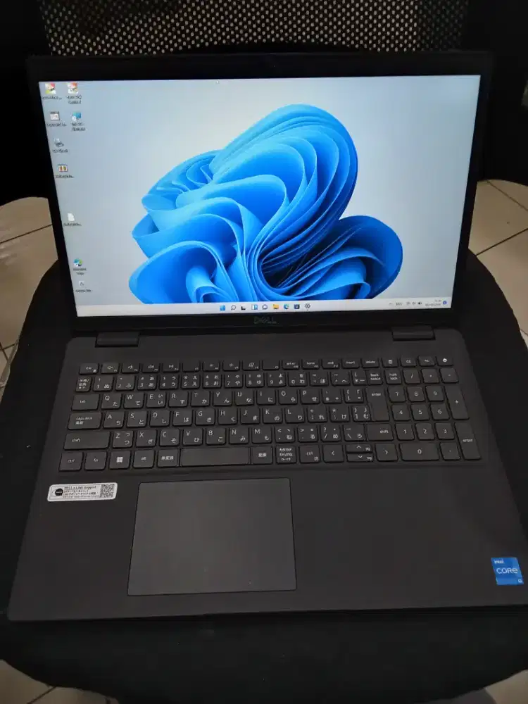 Dell.3520.corei3 gen 11,ram 8 GB SSD,256,GB.layar 15,6 inc