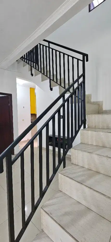 Disewakan rumah di dalam cluster, Jakasampurna, Bekasi Barat.