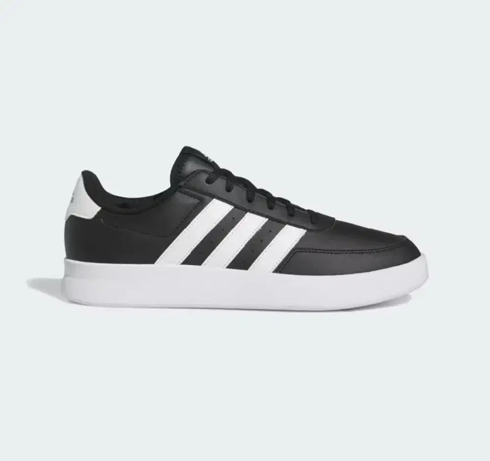 Sepatu Adidas Hitam