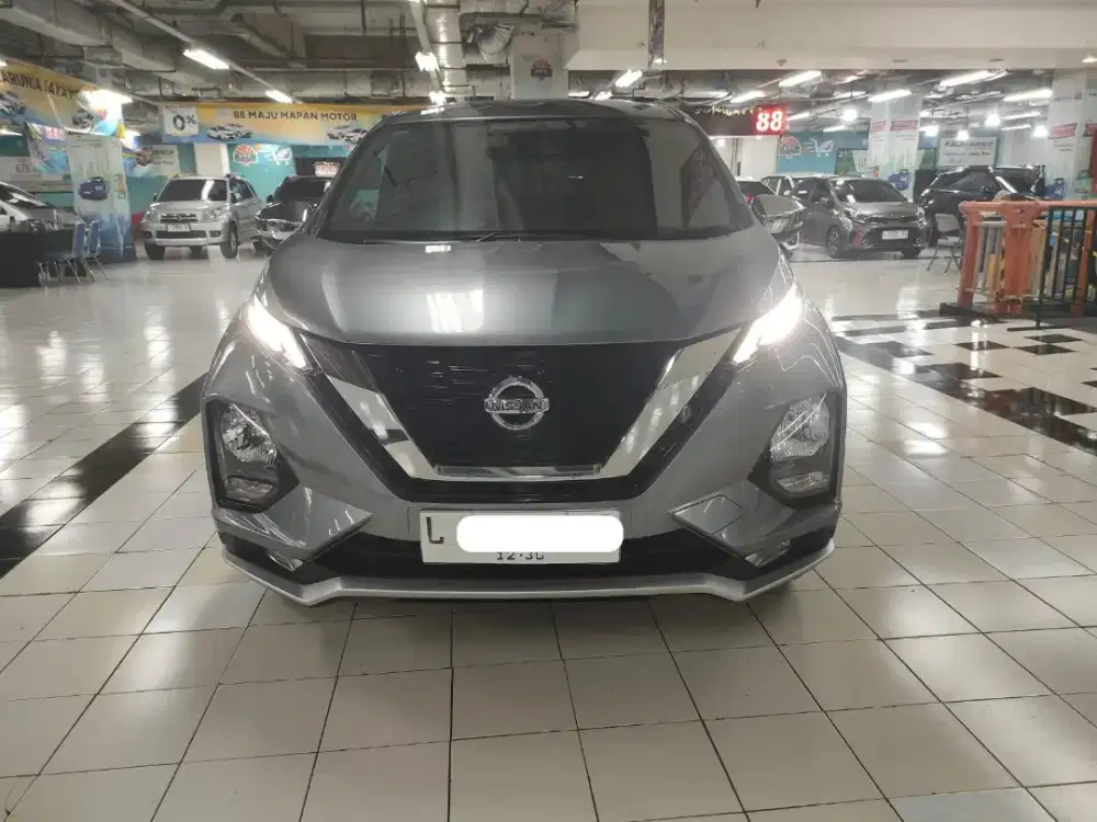 Nissan Livina VL 1.5 A/T Km 17 Rb