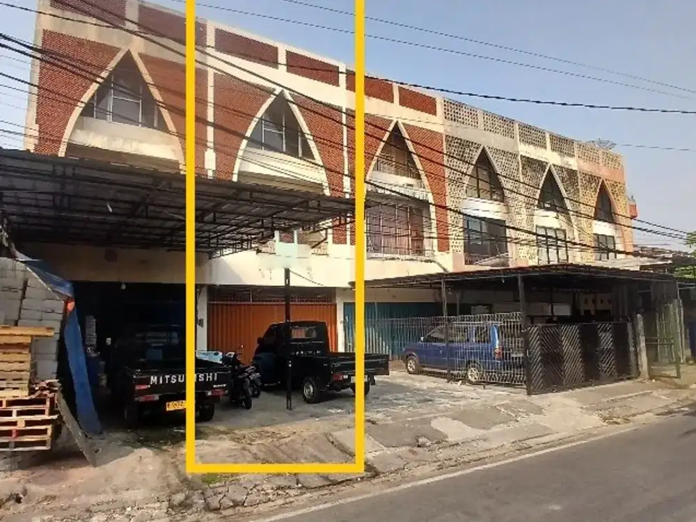 Disewakan Ruko 3, 5 Lantai di Bekasi Timur 9,  Jatinegara, Jakarta Timur