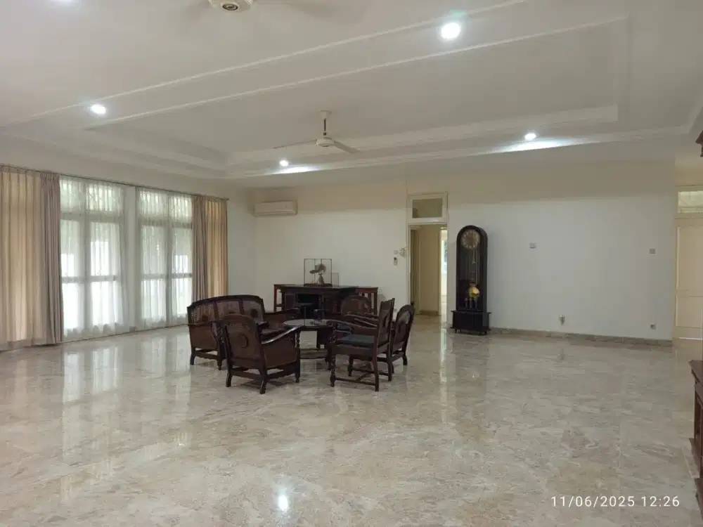 Nice and Spacious House Strategically Located in Kebayoran Baru