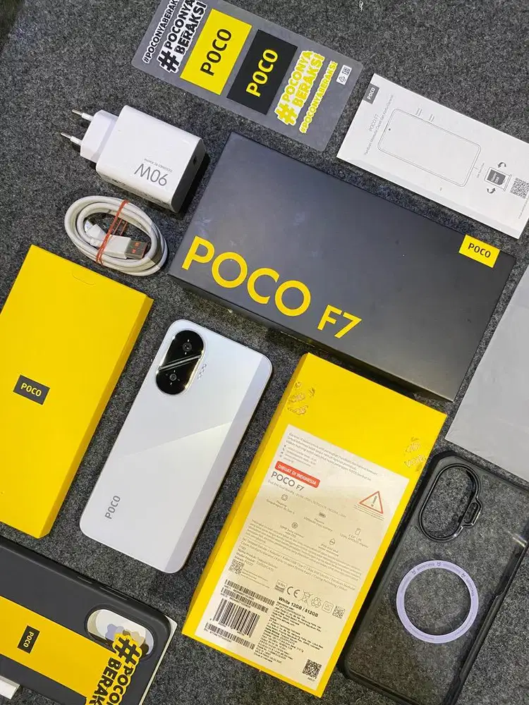 poco f7 12/512 putih