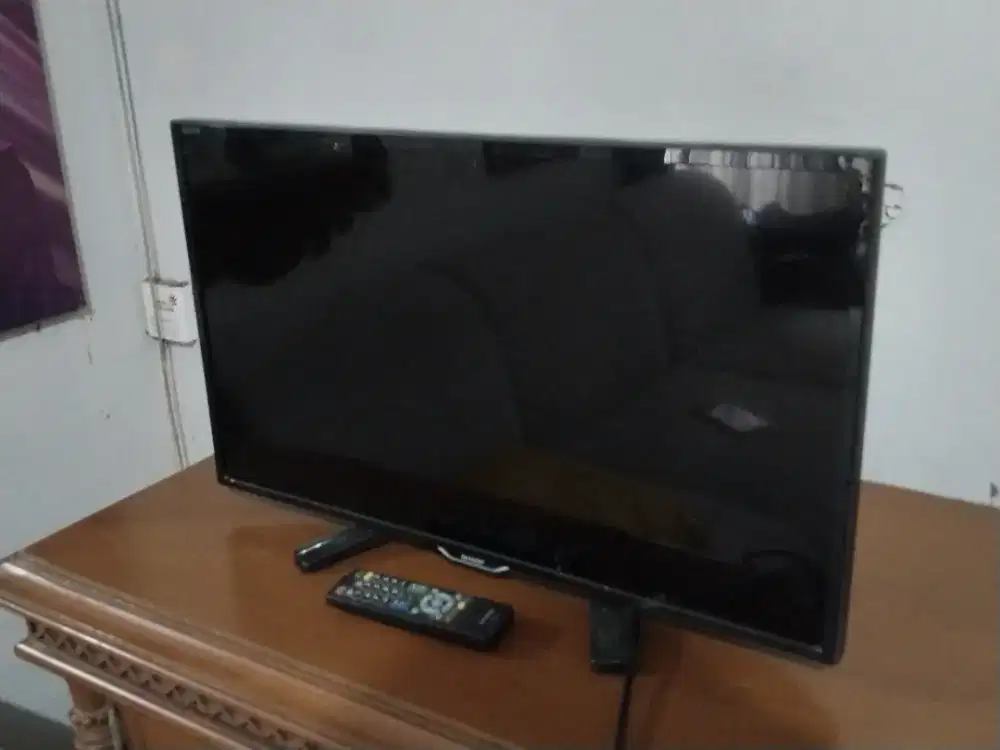 TV Sharp Aquos 21Inch