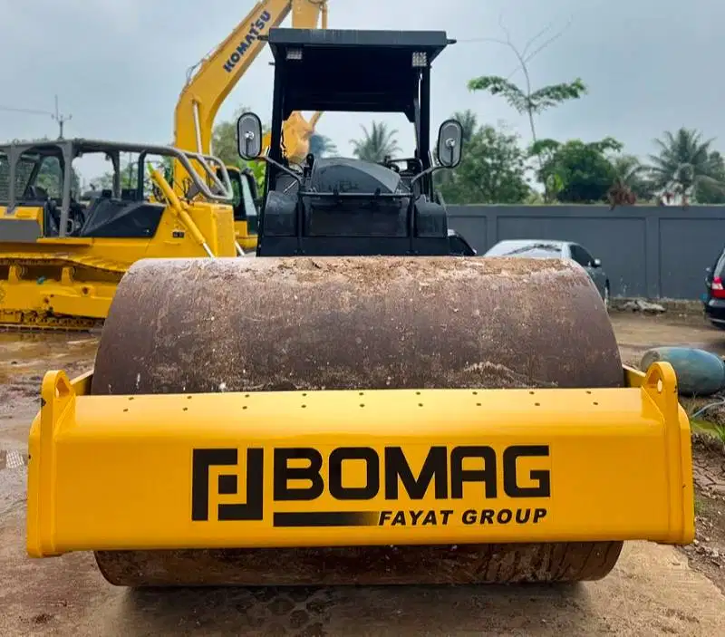 Jual Compactor / Vibro Bomag BW211D-40 Tahun 2012