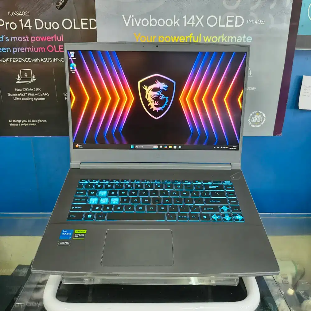MSI Thin 15 B12UCX i5-12450H SSD-512GB Ram-8GB RTX-2050 Mulus