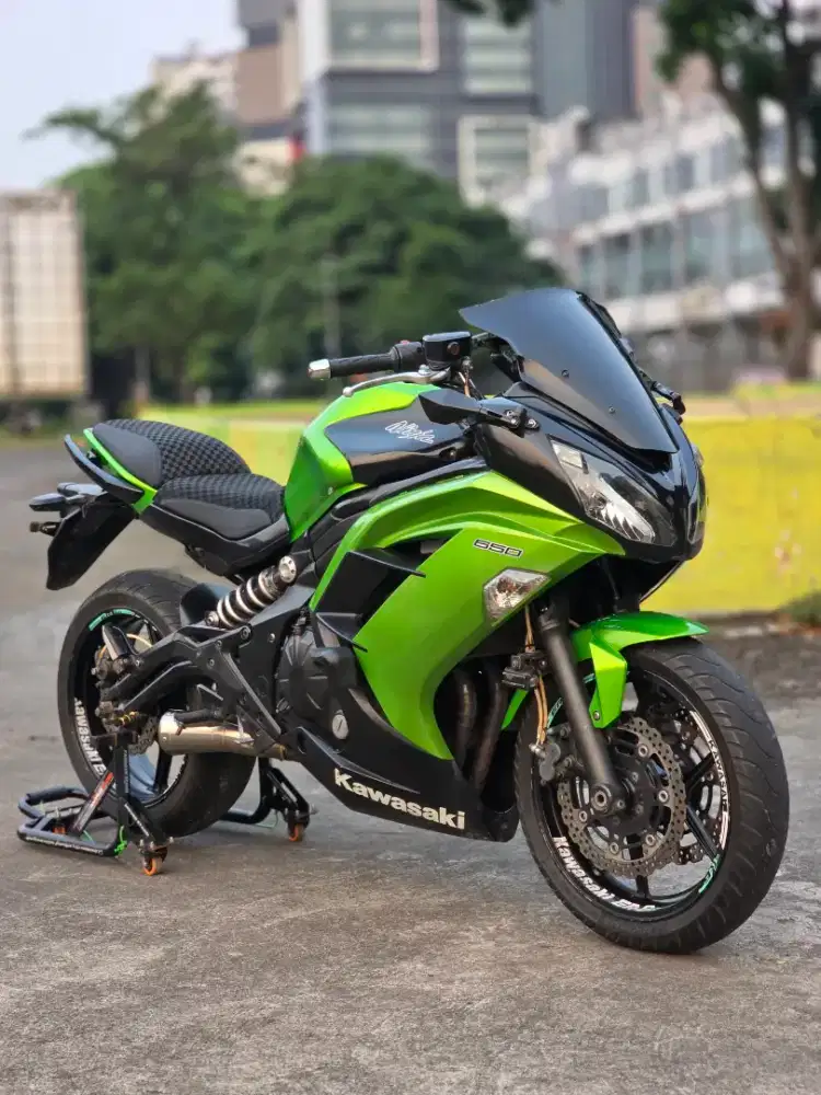 Kawasaki 650 ER6/ER6F With R9
