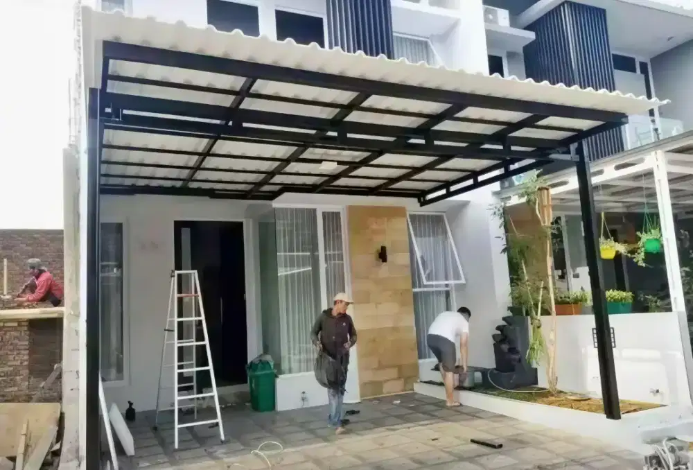 Kanopi baja ringan dan garasi