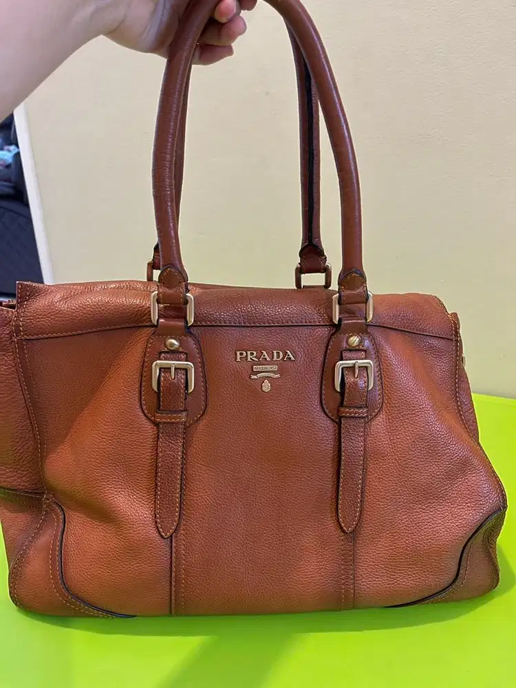 Preloved Tas Prada