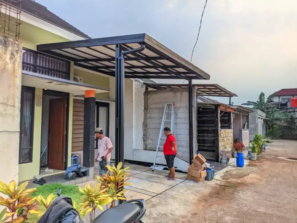 Kanopi baja ringan dan garasi
