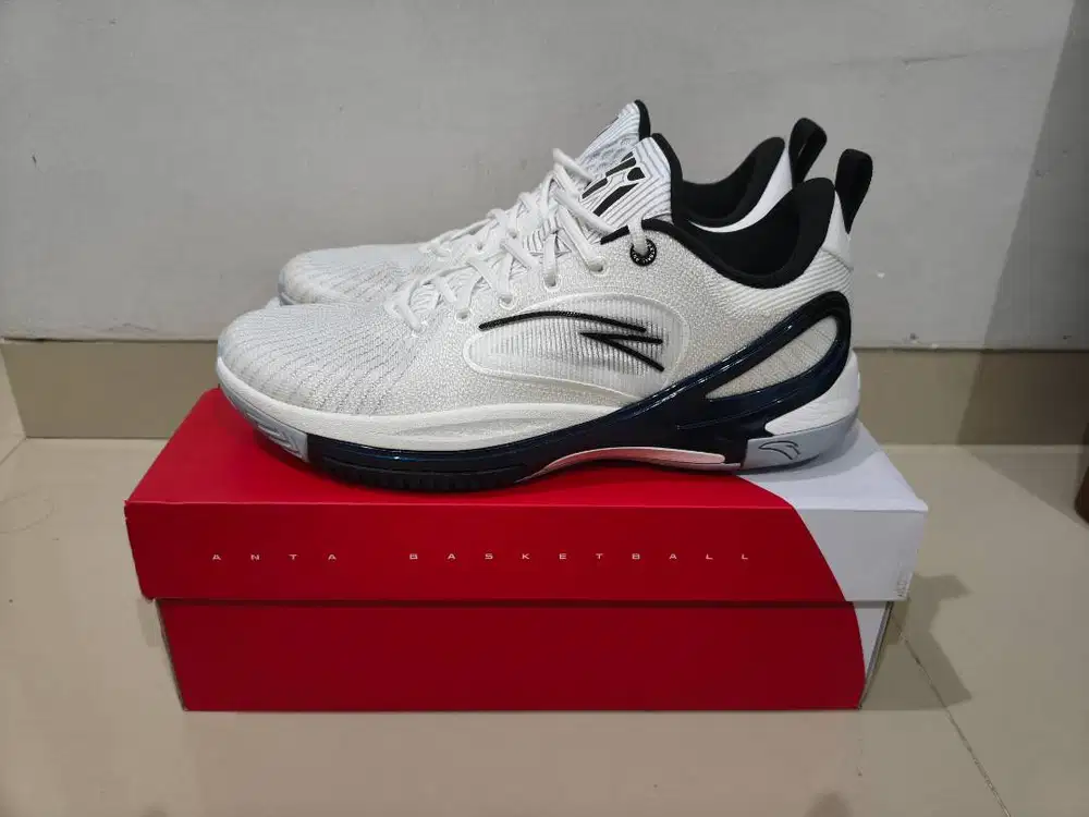 Sepatu Basket Anta Splash 7