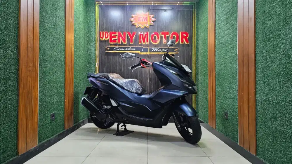 ENY MOTOR - READY HONDA NEW PCX 160 CBS TAHUN 2023 - KM 18RB