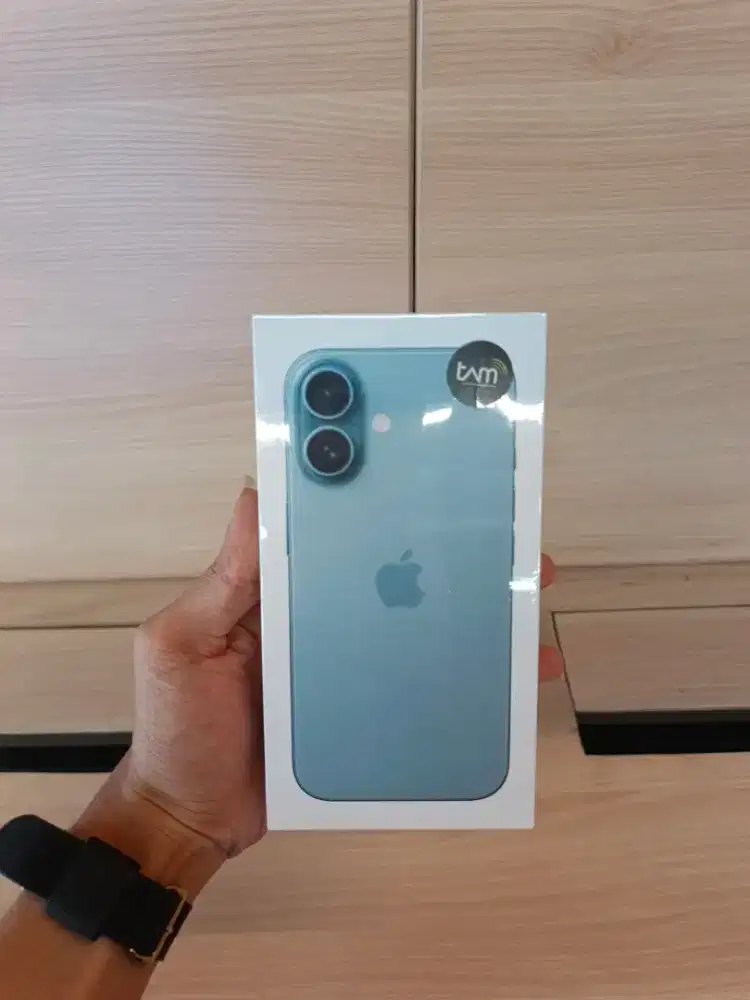 iPhone 16 256GB New Segel Resmi Free Adaptor 20W Cicilan 0%