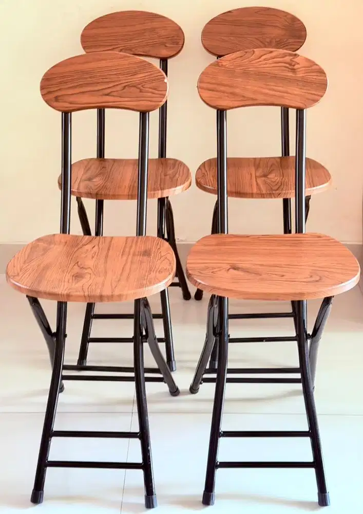 Kursi lipat minimalis