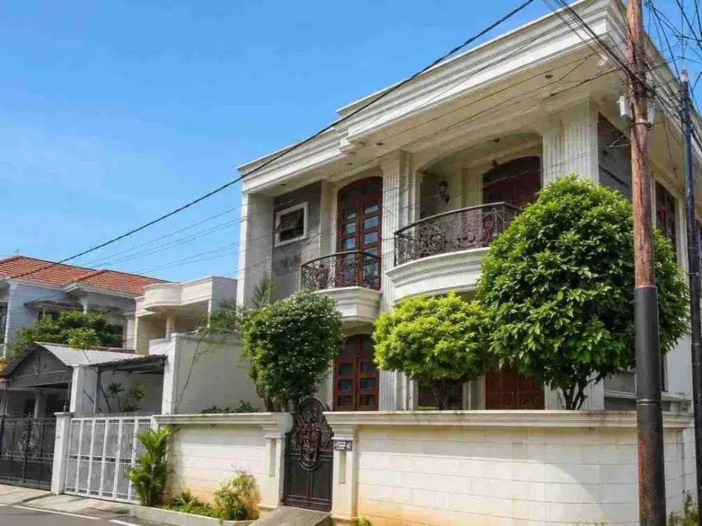DIJUAL – Rumah 2 Lantai SHM Bebas Banjir di Cempaka Putih