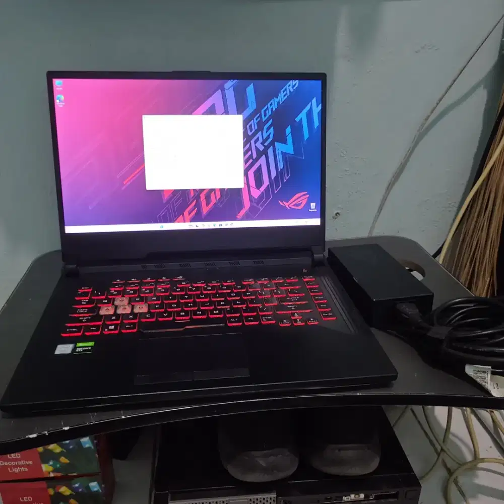 Asus ROG Strix G531GU i7 Gen 9 (9750H) GTX 1660 TI Ram 16 SSD 512gb