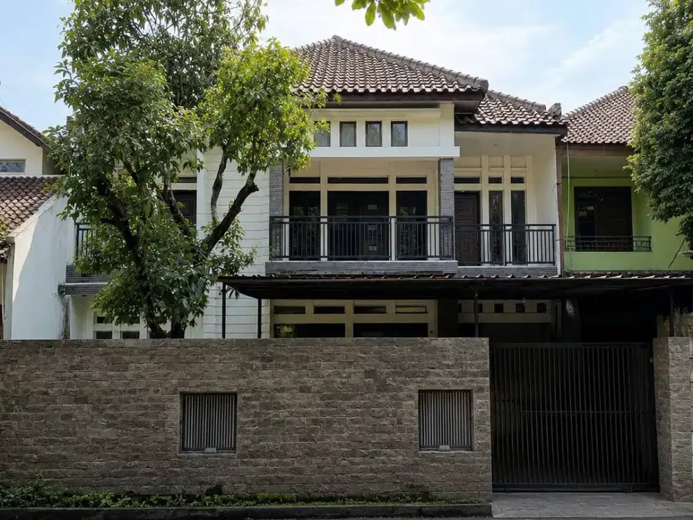 Turun Harga! Rumah 2 Lantai Terawat di Suryalaya Bandung Kota