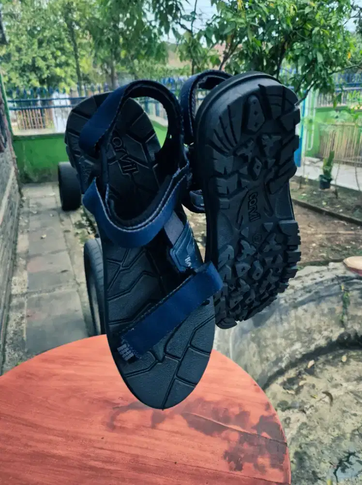 CARVIL Sandal Gunung GUTRON NAVY • SIZE 44 (29cm) •