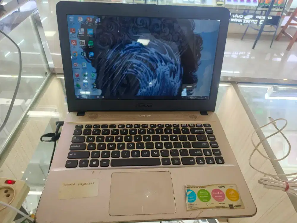Laktop Asus ram 2gb fungsi normal