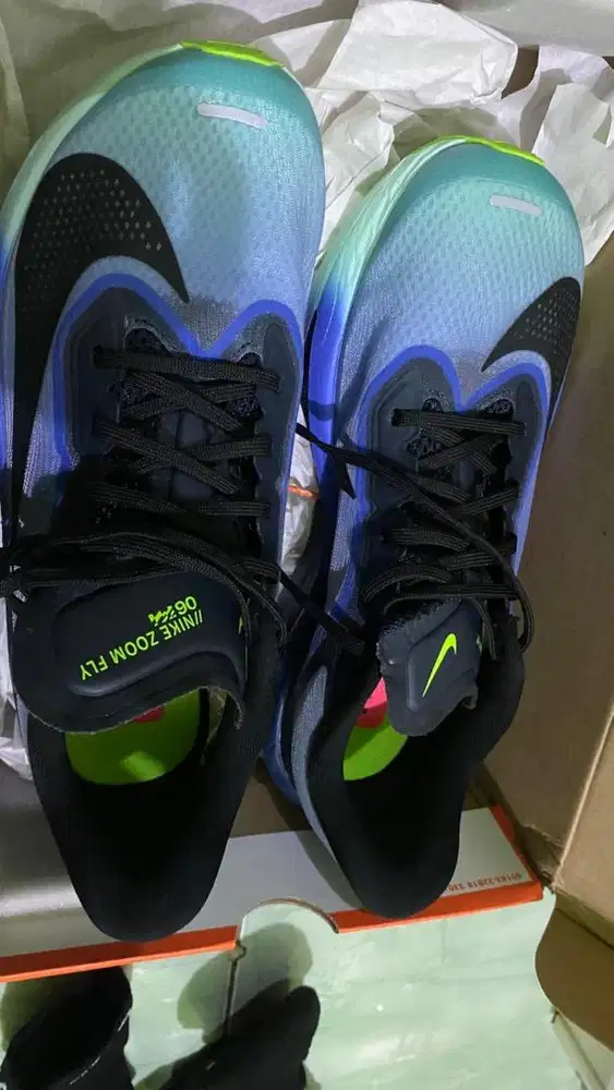 Sepatu running zoom fly 6 ori