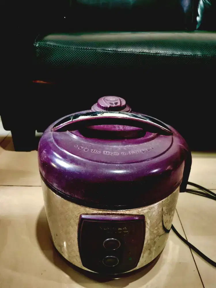 Rice cooker Yong Ma second (bekas)