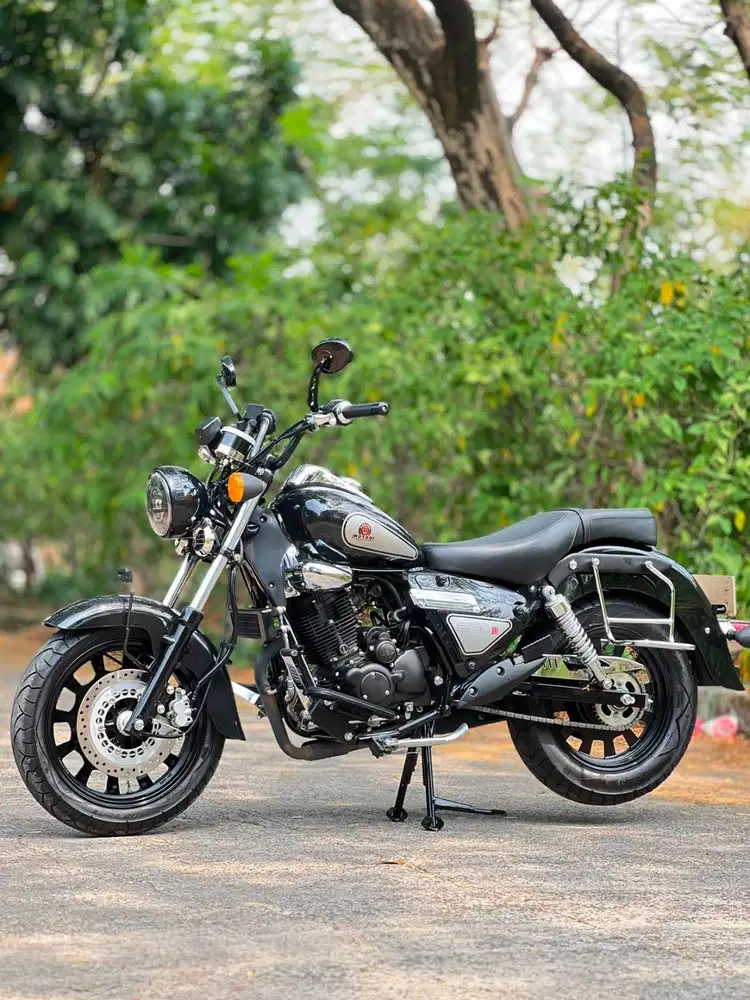 BENELLI MOTOBI 200 EFI BLACK 2025 KM 2K PAJAK HIDUP LIKE NEW