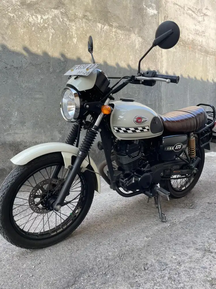 W175 2022  bintang  dewata motor