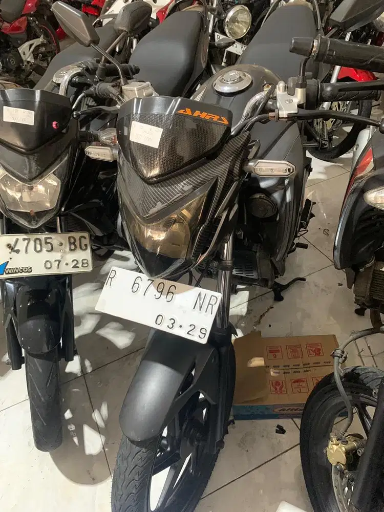 honda cb 150 r 2013
