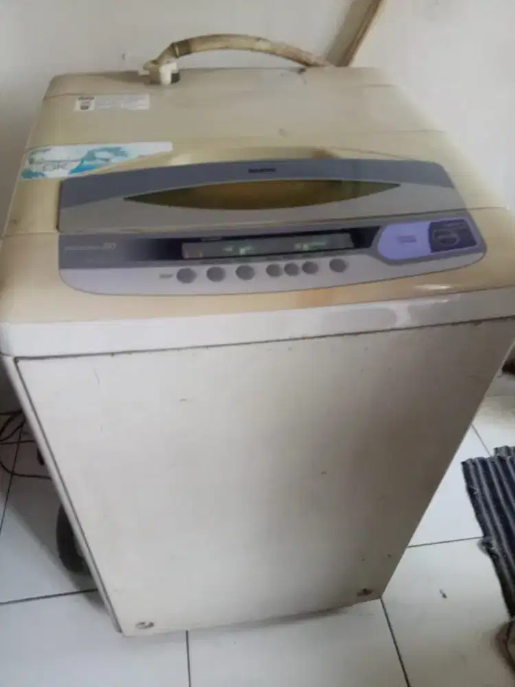Dijual MESIN CUCI OTOMATIS SANYO 5KG, Silahkan yg minat