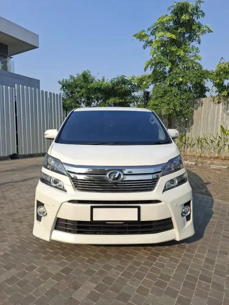 Toyota Vellfire 2.4 AT 2012 Sunroof Double 18 Speaker
