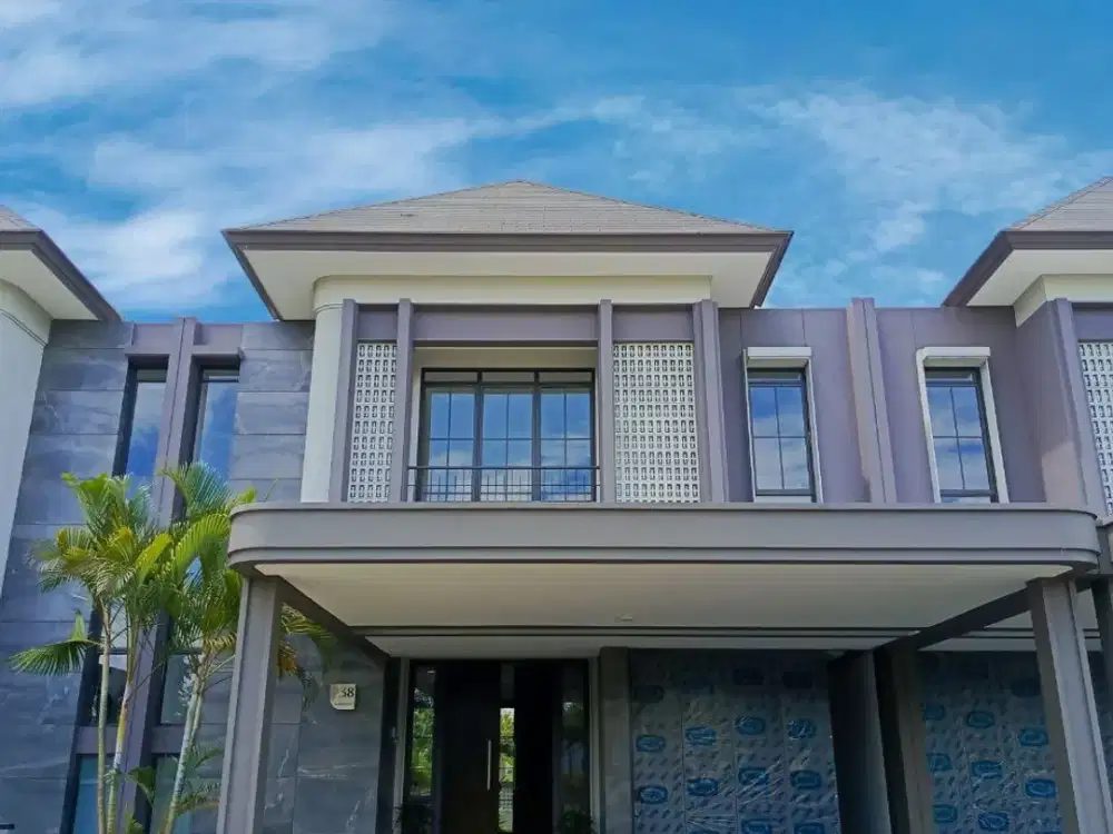 RUMAH MEWAH ELEGAN 2 LANTAI FULL FASILITAS DEKAT TOL BUAHBATU BANDUNG