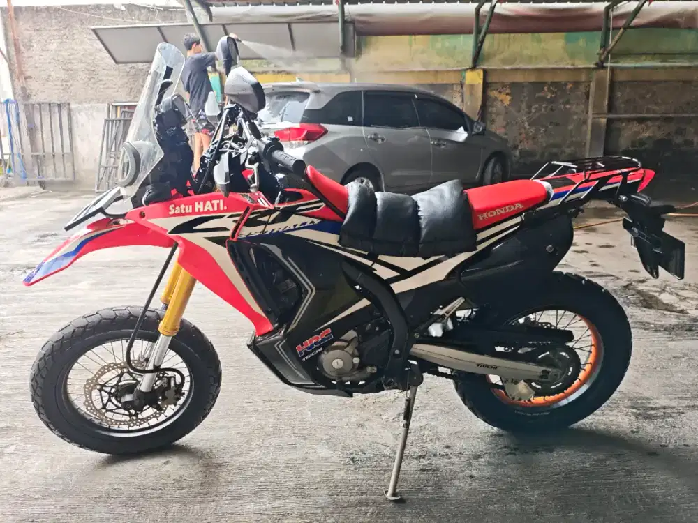 Honda crf250 rally crf 250 rally crf250rally