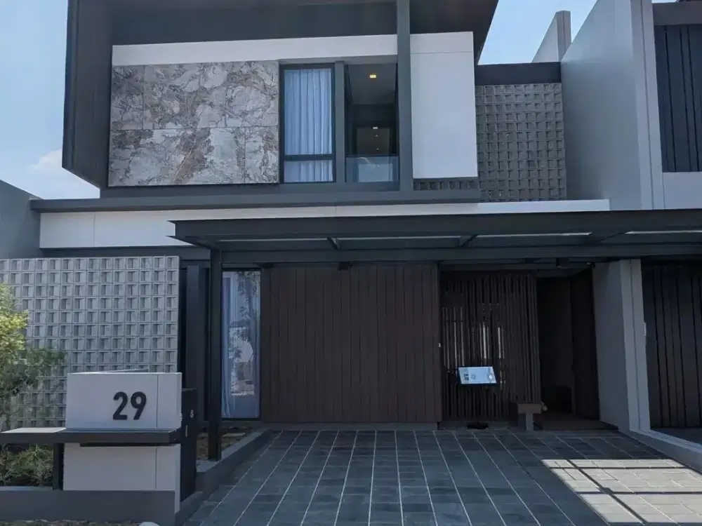 DIJUAL RUMAH MEWAH ELEGAN CLUBHOUSE EXIT TOL 146 GEDEBAGE KOTA BANDUNG
